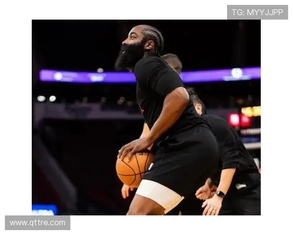 快船社媒发布哈登飞往波特兰的登机照 期待新赛季客场出征挑战 快船社媒发布哈登飞往波特兰的登机照 期待新赛季客场出征挑战